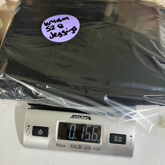 WHBM Mid-Rise The Jegging Black Stretchy Pants Size 10 Flattering Jeggings - Picture 13 of 14